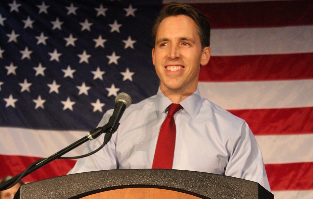 Hawley Worked Five Hours a Week While DC Political ...