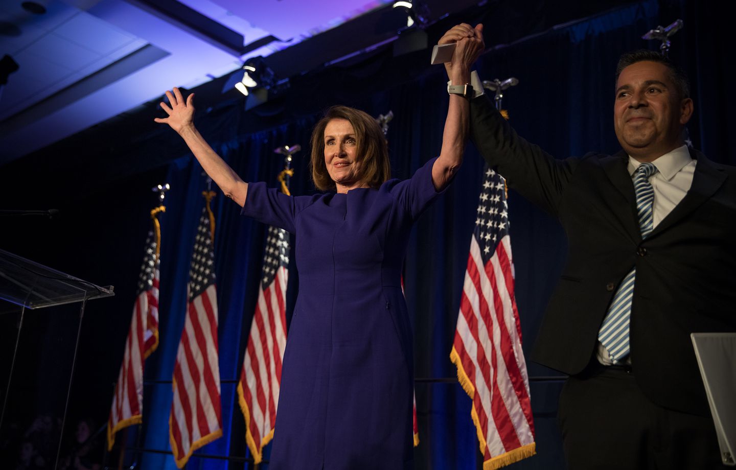 Midterm elections: Democrats capture House as GOP holds ...