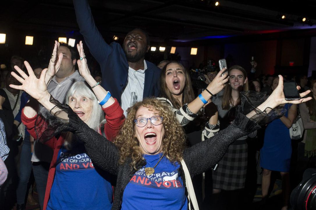 US midterm vote: Democrats win control of House of ...