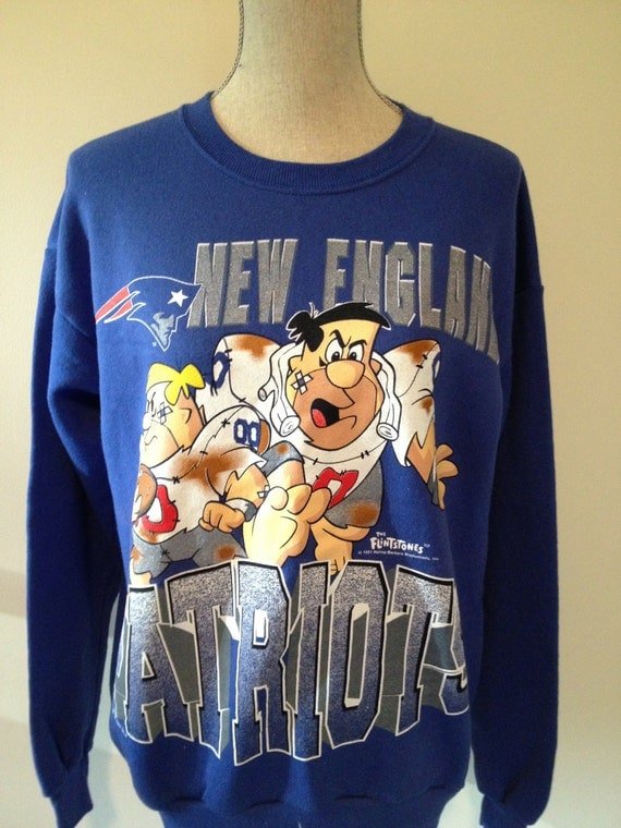 Vintage New England Patriots Sweatshirt by 21Vintage on Etsy